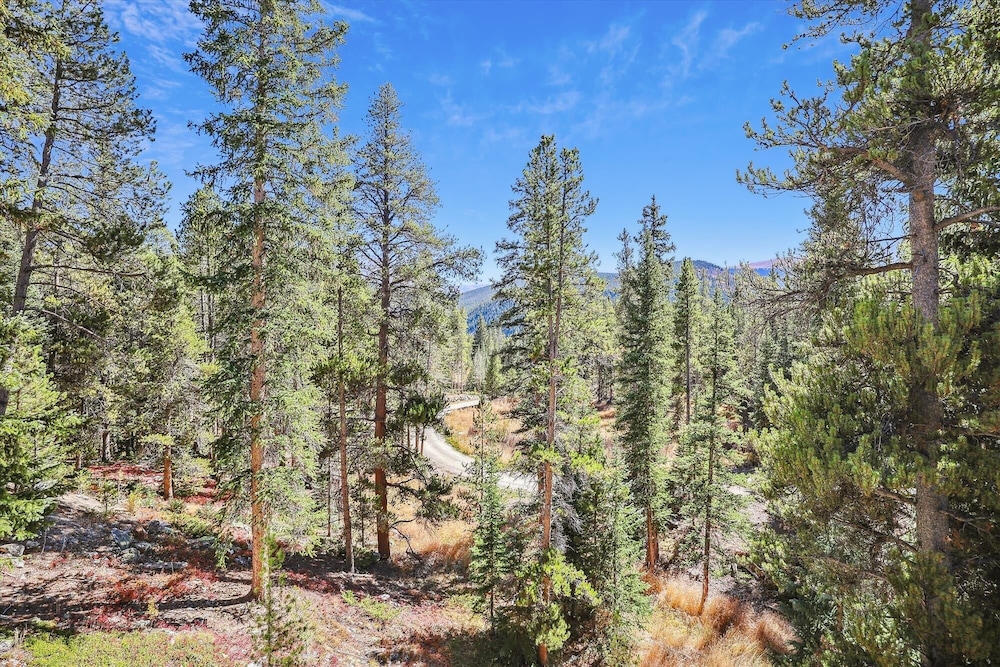 Summit Solitude Estate 3 Bedroom Home