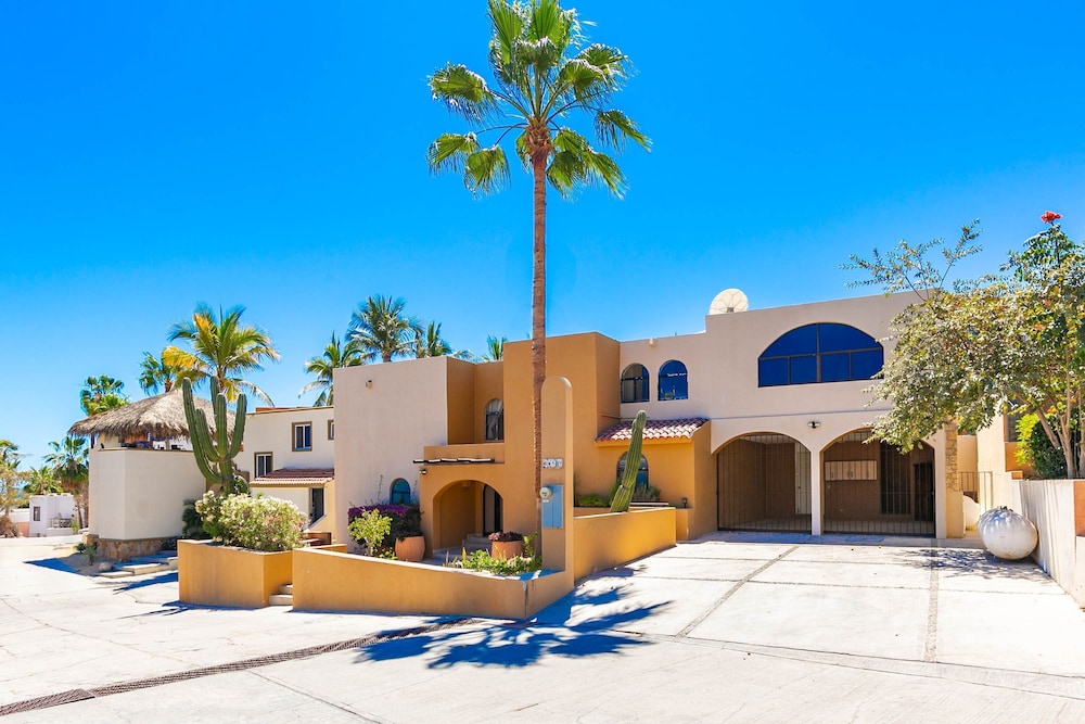 Casa de los Sue os - Cabo Bello