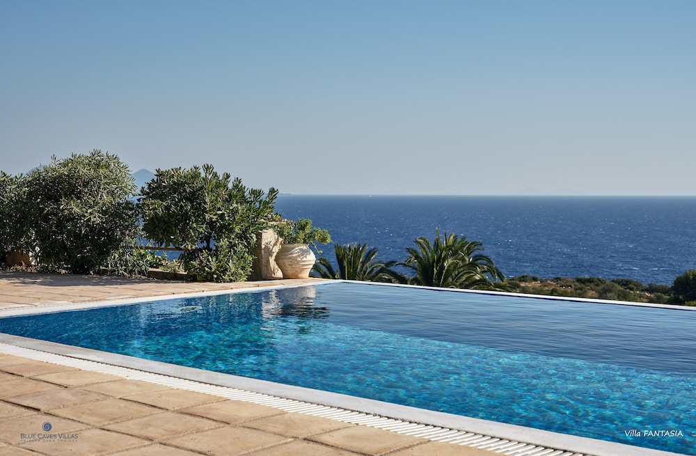 Blue Caves Villas