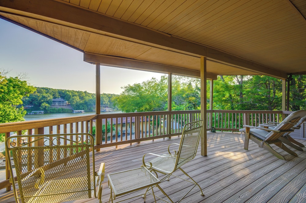 Dock & Prime Location: Lakefront Osage Beach Home