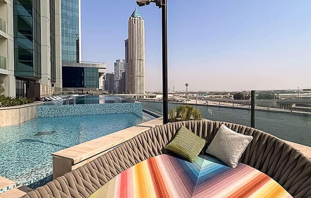 Stylish Missoni-branded Studio