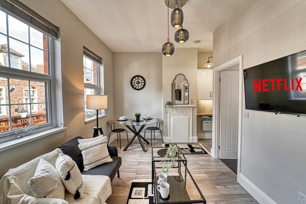 Host Stay Taylor Apartment