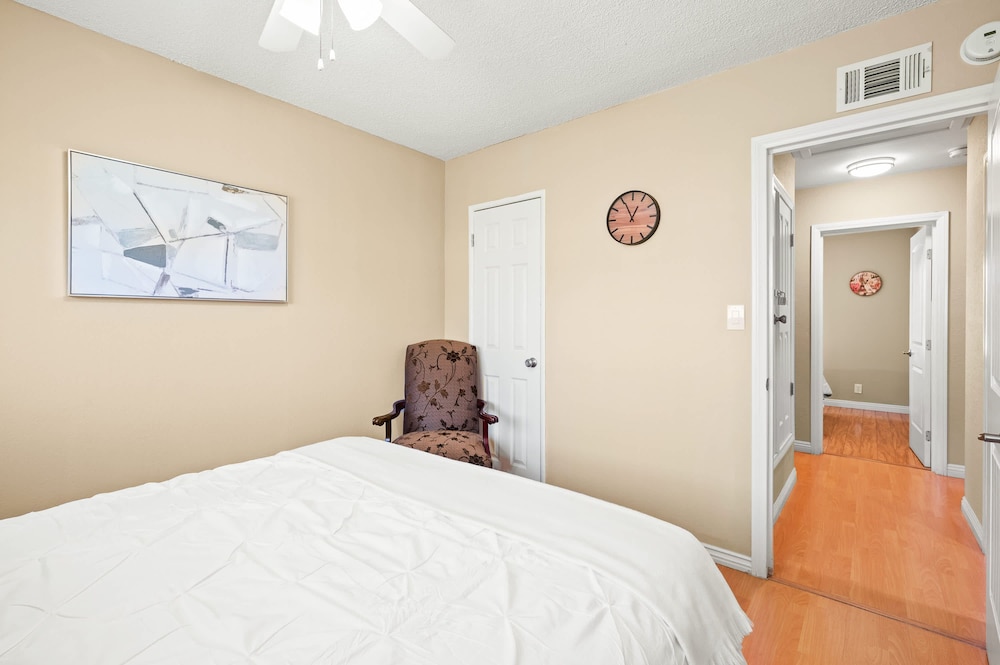 Cozy Getaway Bright Clean Fully Equipped