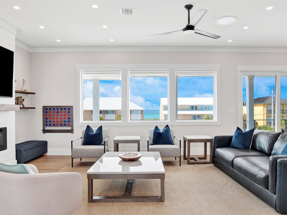 Navarre Dreams by Southern Vacation Rentals