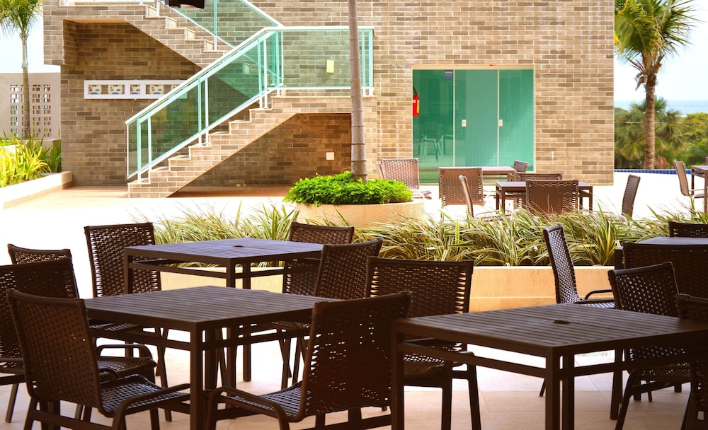 SaltBeach - Salinas Park Resort