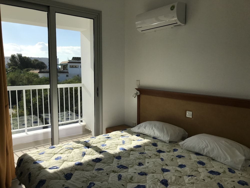Agia Napa Nissi 3 bedroom flat