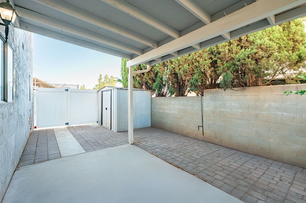 734 Glendora in Glendora