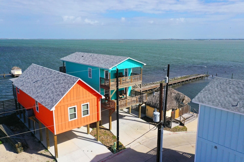 Marlin Madness by Avantstay Waterfront Getaway w Community Pool Boat Dock