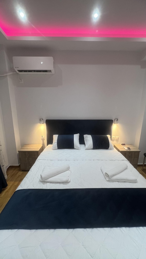 Four Seasons Apartment in Athens view 2