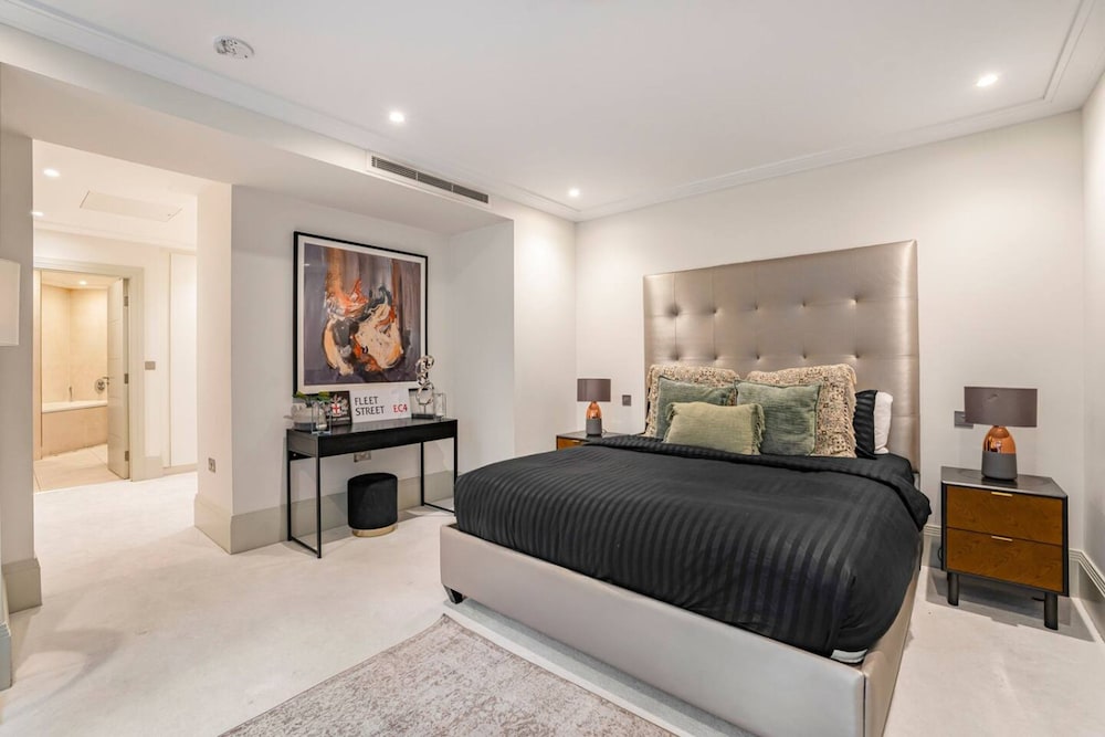 Ultra Luxury Mayfair Home Park Lane Location