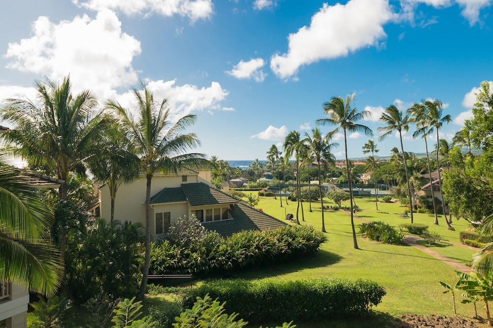 Poipu Penthouse W 2 Beaches Resort Amenities