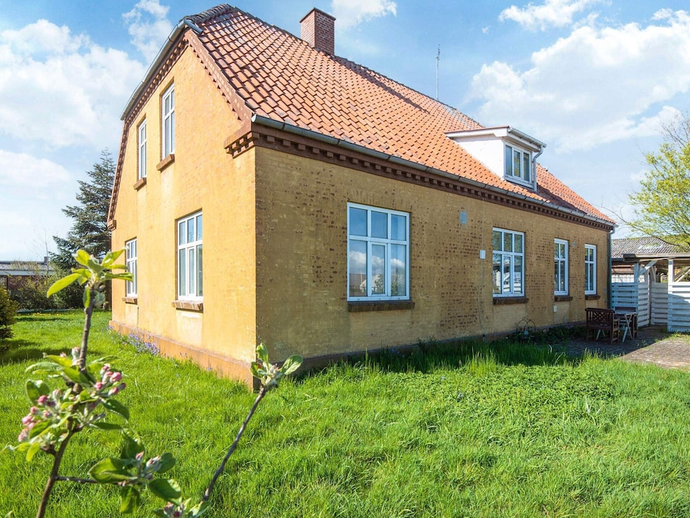 4 Person Holiday Home in Grenaa