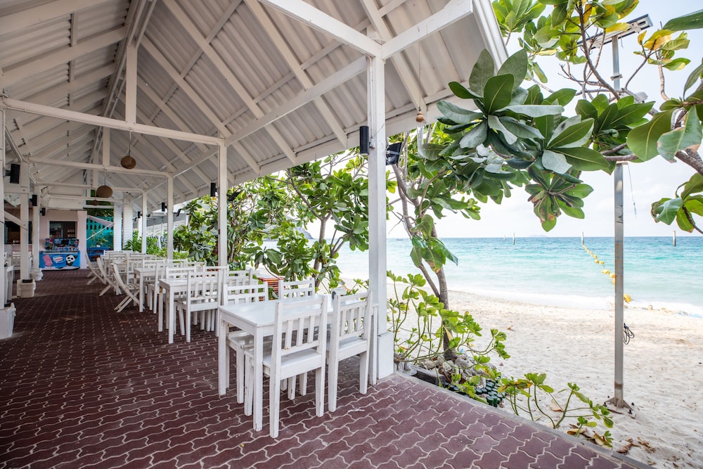 Xanadu Beach Resort