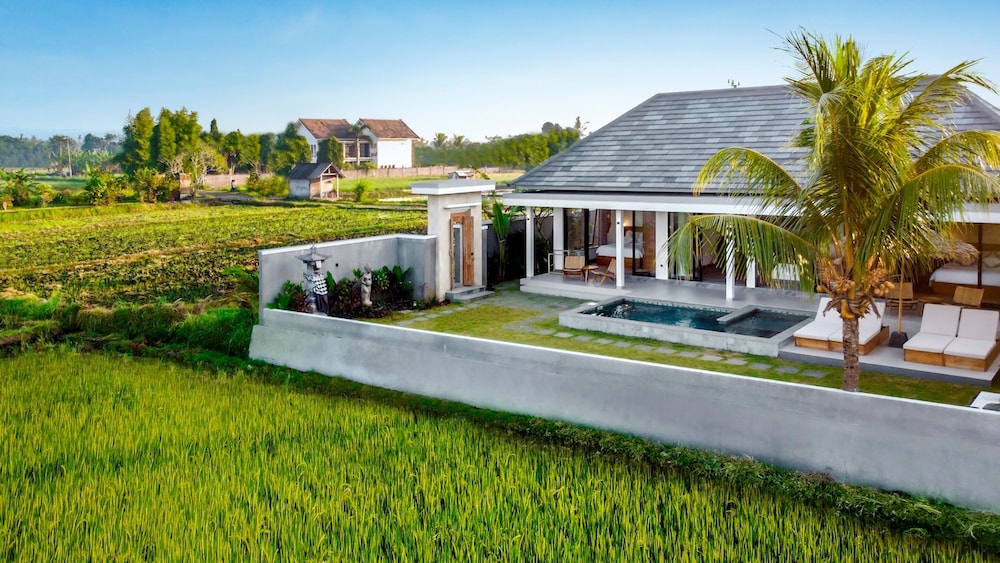 Villa Grateful by Alfred in Bali - Stunning 2BR Dream Villa With Ricefield View