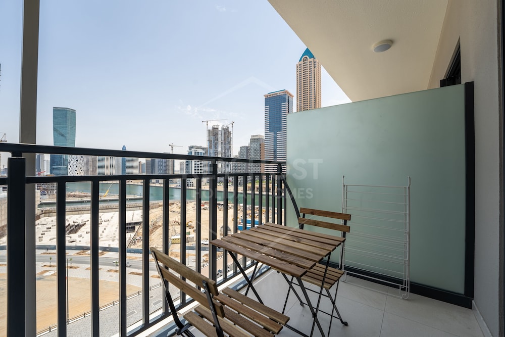 Zada Tower 1BR Apt- Business Bay - Dubai