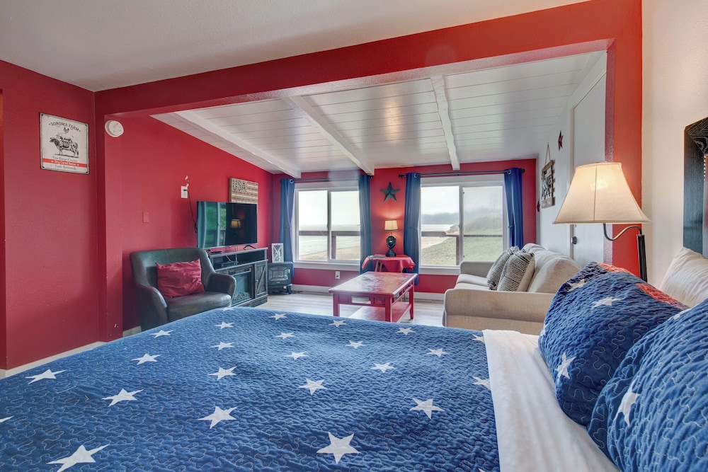 Moolack Shores Inn