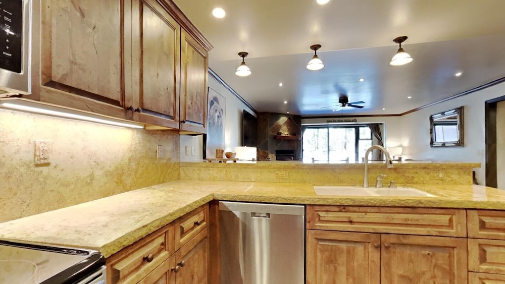 Mammoth Mountain Condos
