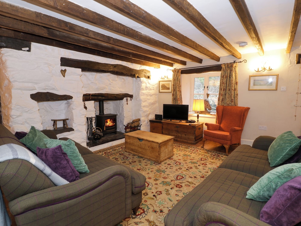 Glandwr Cottage