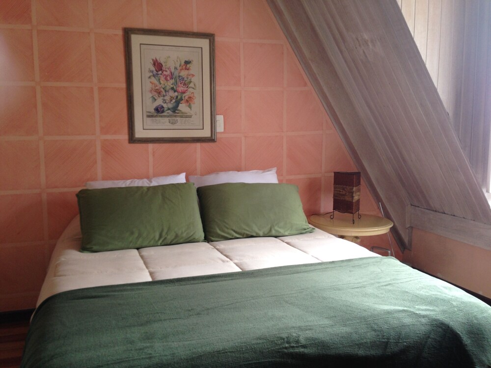 Forest Pine Inn