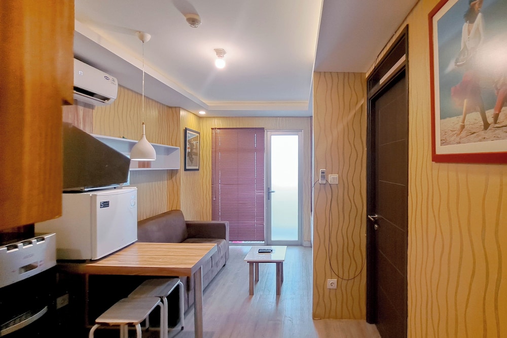 Wooden Accent 2Br At Mekarwangi Square Cibaduyut Apartment