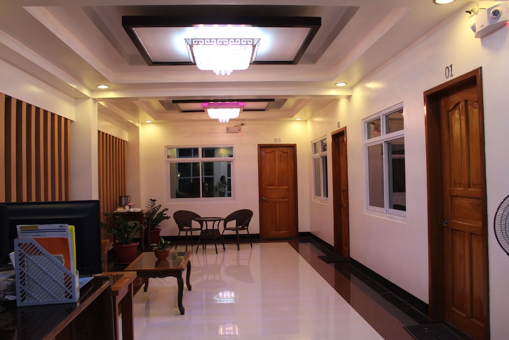 Citrine Tourist Travel Lodge