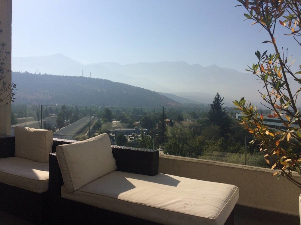 Majestic Studio - w Mountain View Pool Gym