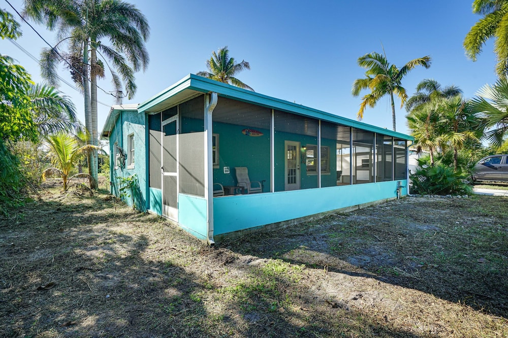1 Mi to Boat Ramp: Bokeelia Home w/ Screened Patio view 2