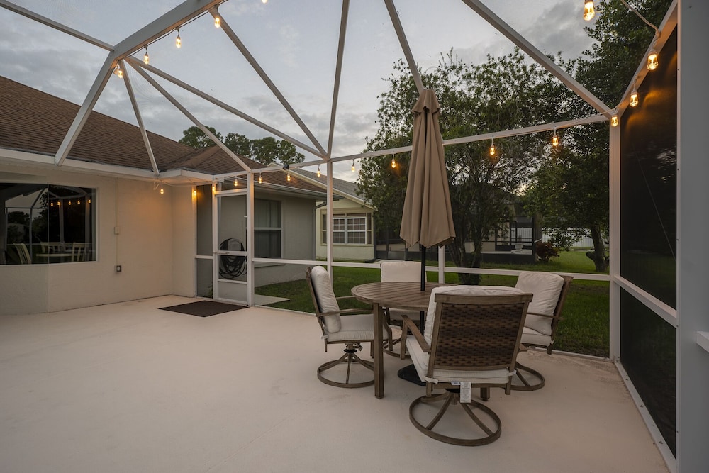 Hotel Sandy Dreams - Image 1