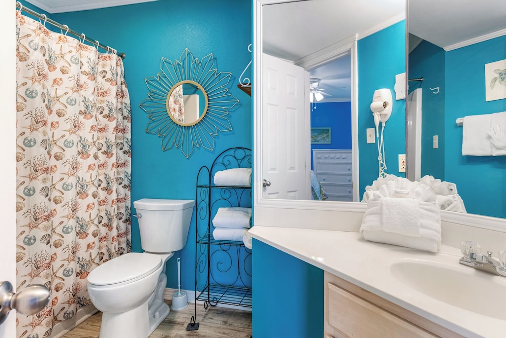 Beach Bum by Southern Vacation Rentals