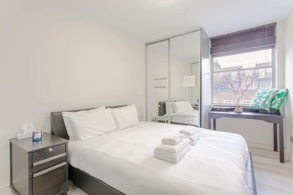 Incredible, Modern Apartment in South Kensington