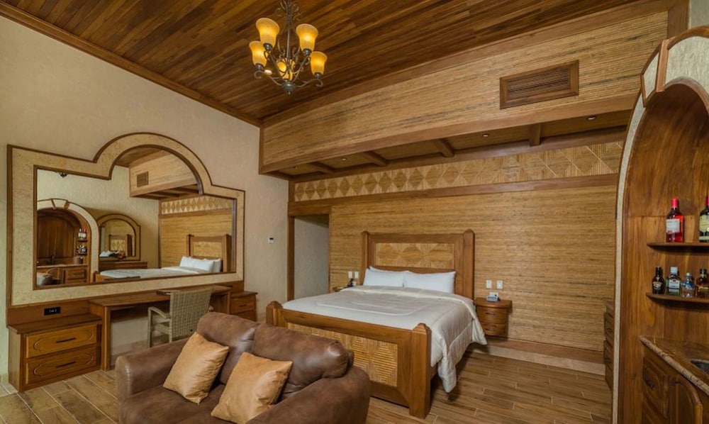 The Springs Resort & Spa at Arenal 18