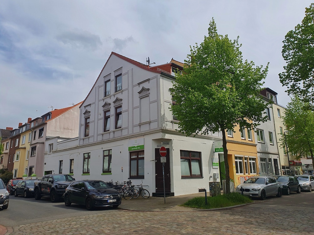 Aparthotel B & L