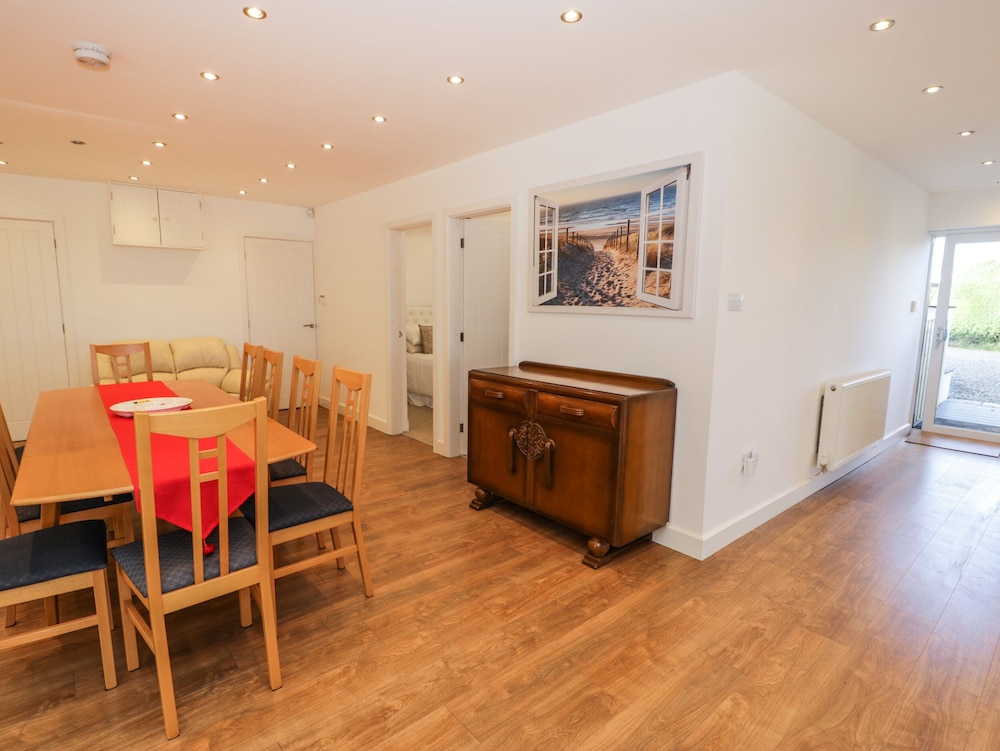 Top Of The Lane Luxury Holiday Apartment
