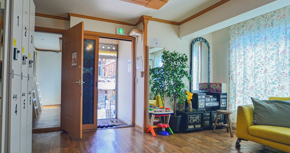 Helloworld guesthouse