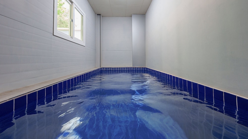Gyeongju Ain Kids Pool Villa