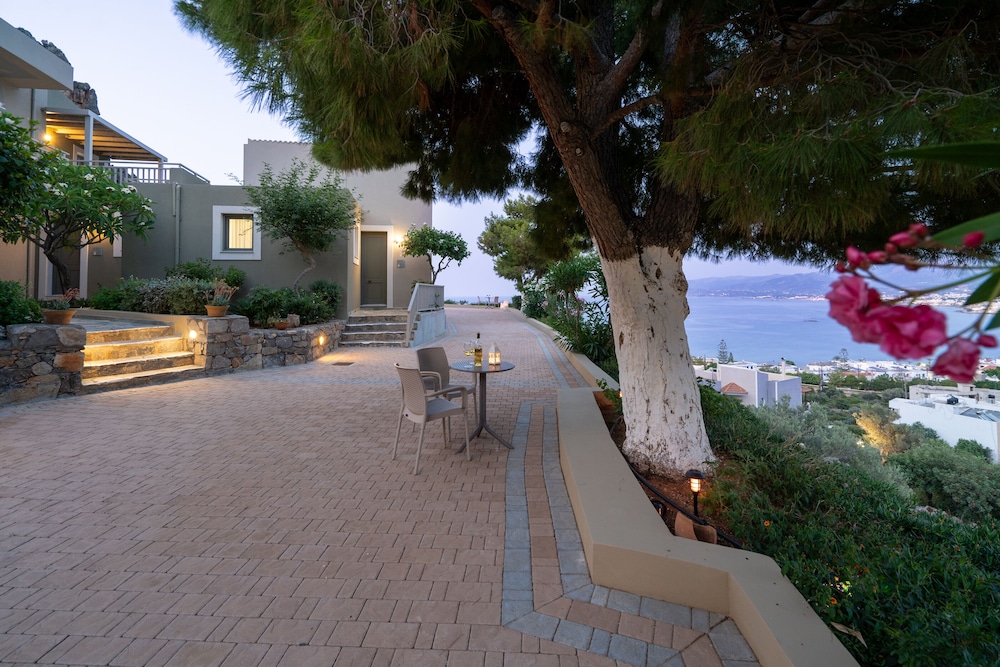 Blue View Villas