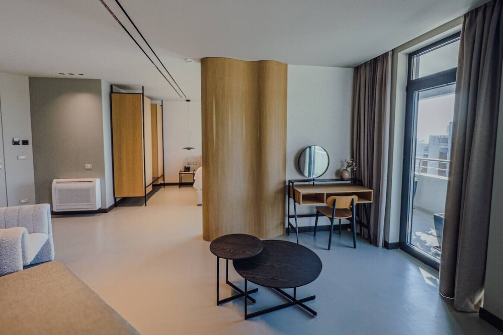 Zins Luxury Room 02 in Durr s