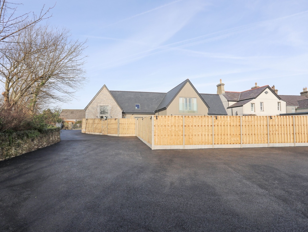 Ysgol Fach
