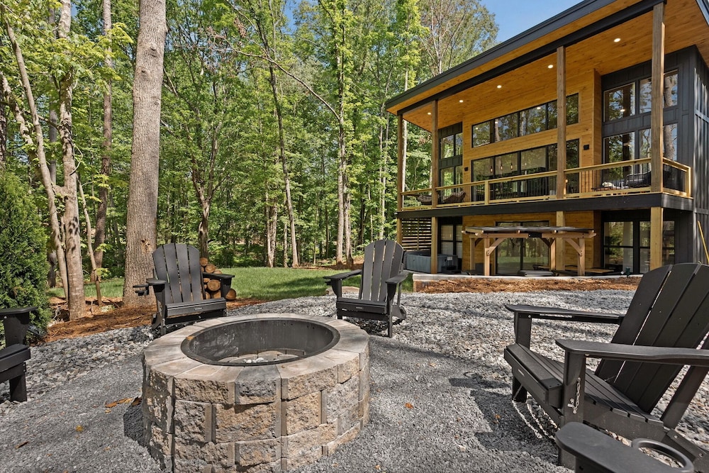 Zoka - Modern Mountain Retreat