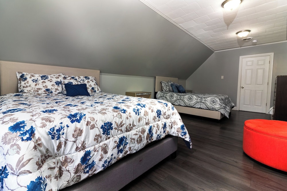Double House Rental – 11Br Perfect For Big Groups