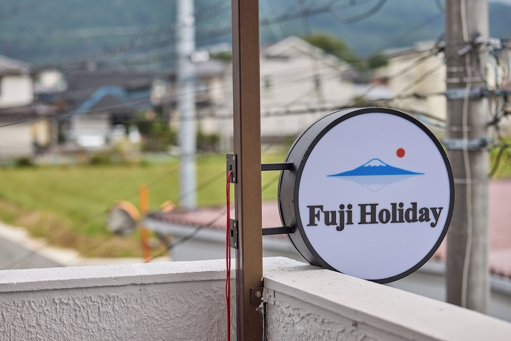 Fuji Holiday