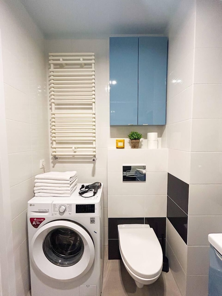 Lumina modern 3-rooms family apart