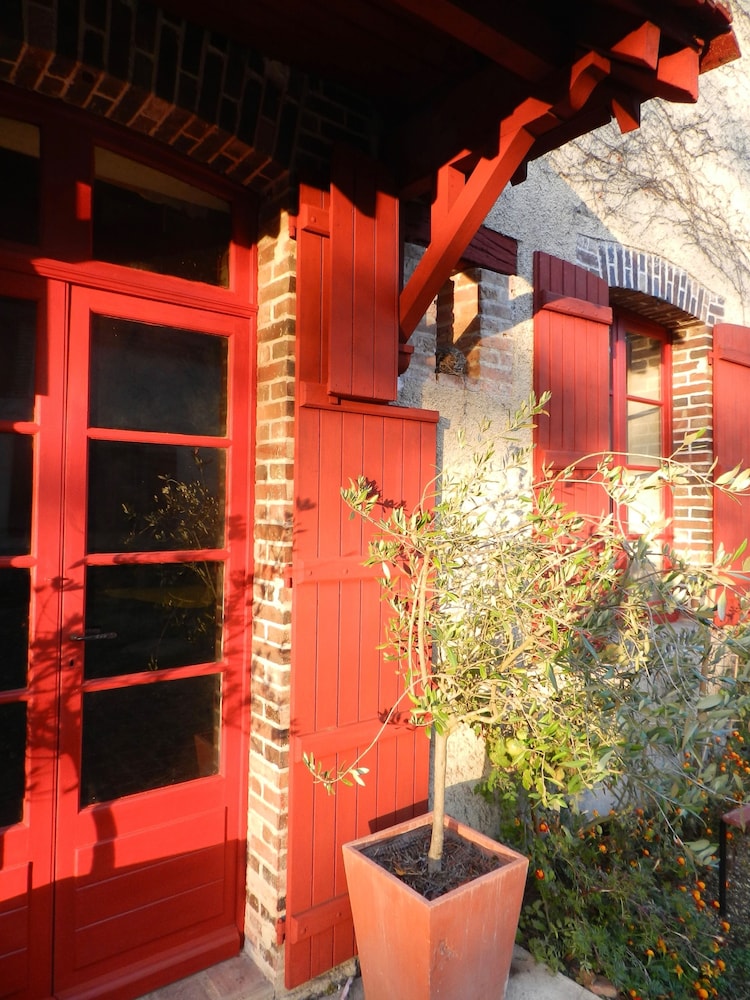 Hotel Domaine de l'Ocrerie - Image 1