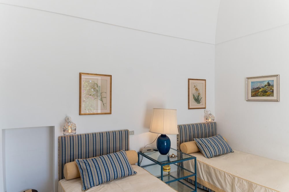 Villa Birago in Capri view 4