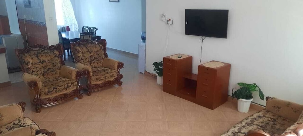 Lux Suites Shiv Apartments Nyali Cinemax