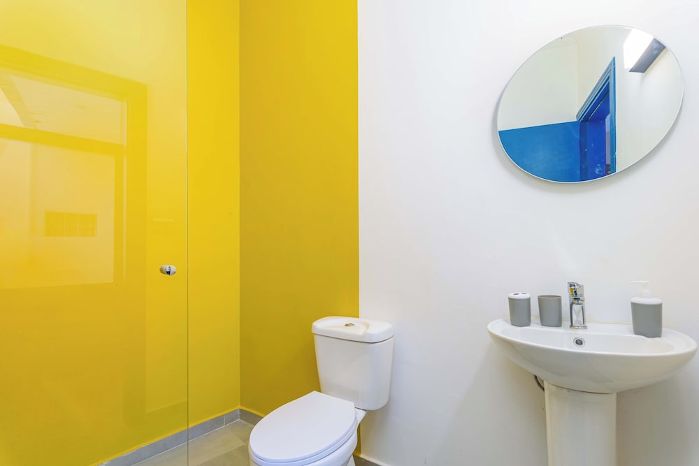 Galleria 1-Bedroom Apartment in Batroun