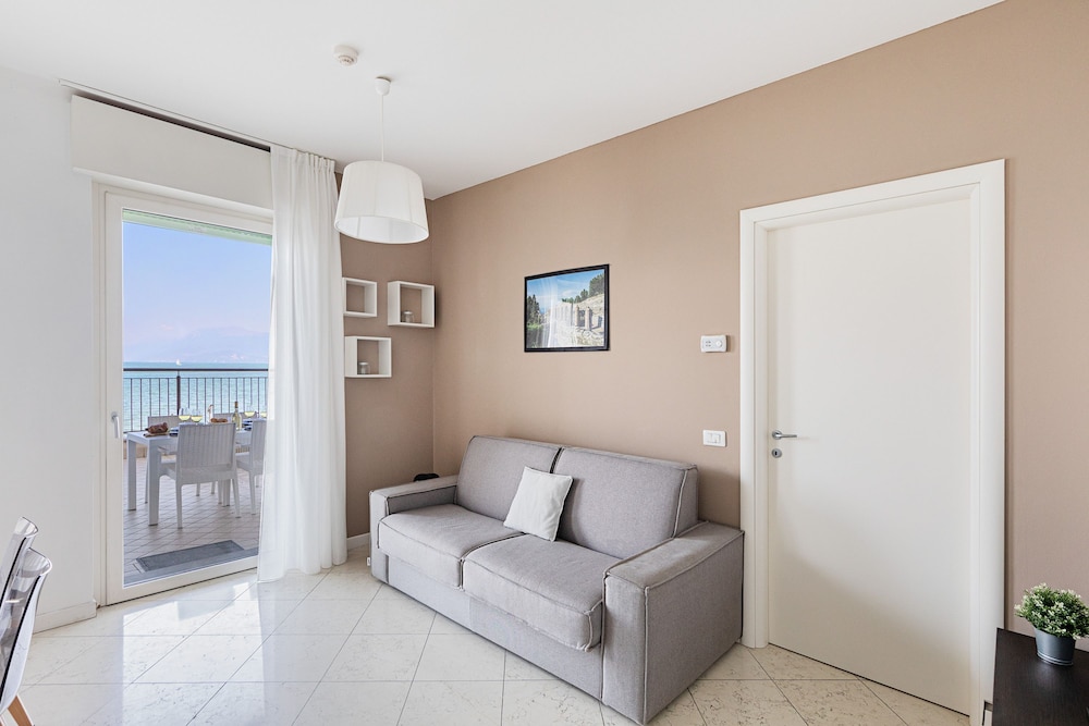 Residenza Miralago - 21 Gaia - LOC BK