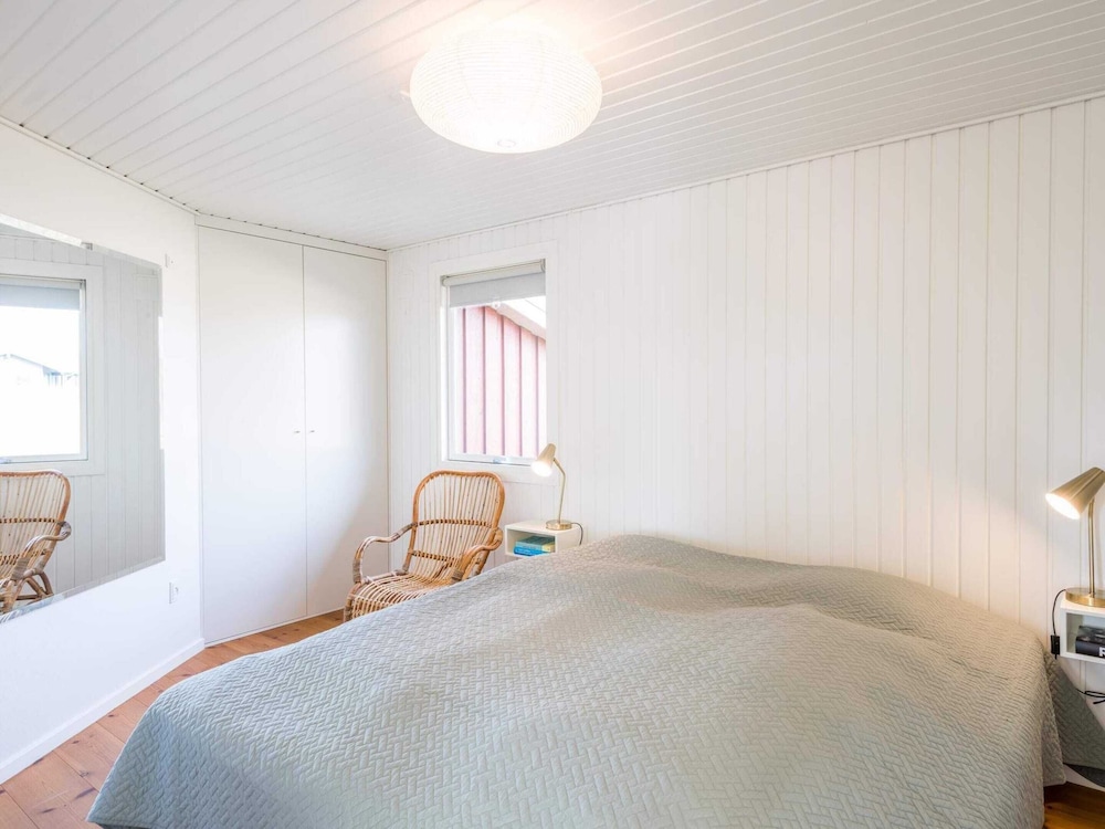 6 Person Holiday Home in Henne view 2