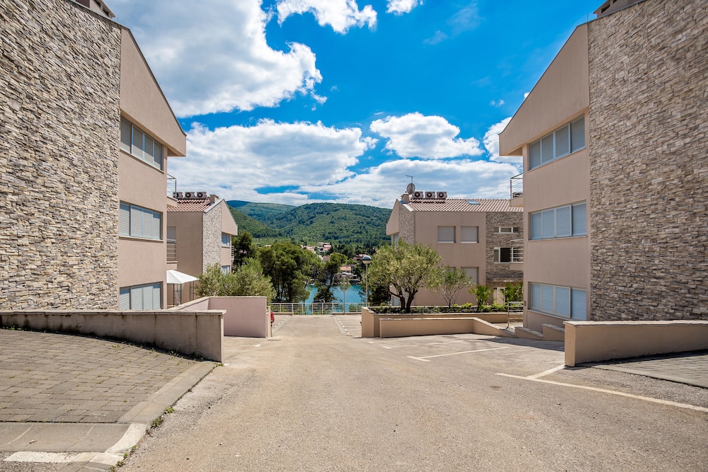 Madrugada apartments