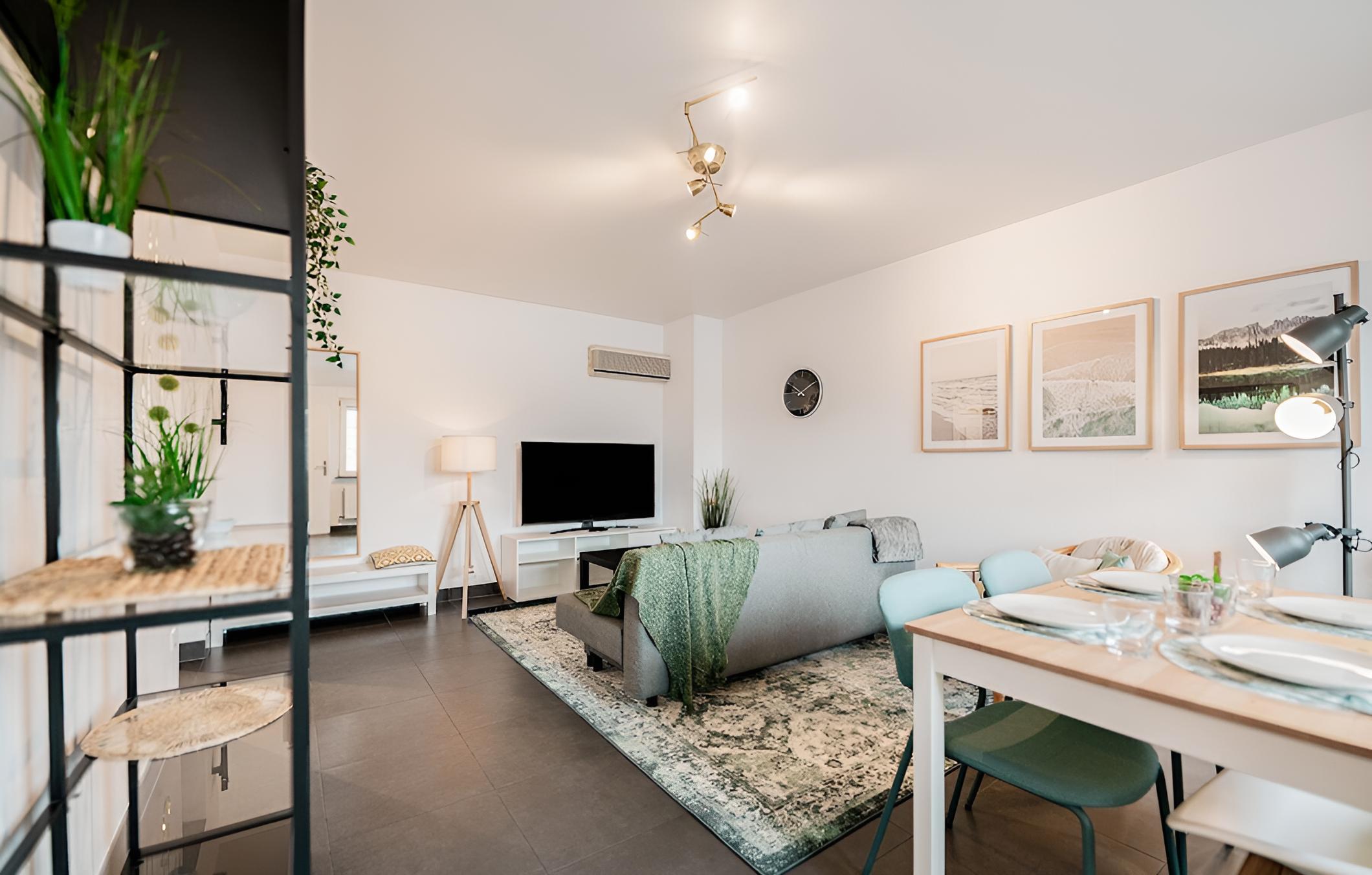 Modern Bright Cozy Apt in Bonnevoie view 2